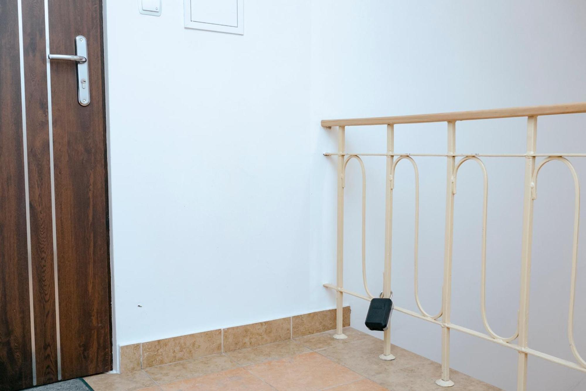 Pulawska 11 -Prywatny Apartament 4 Osobowy W Centrum Warszawy - Better Rental Warsaw Luaran gambar