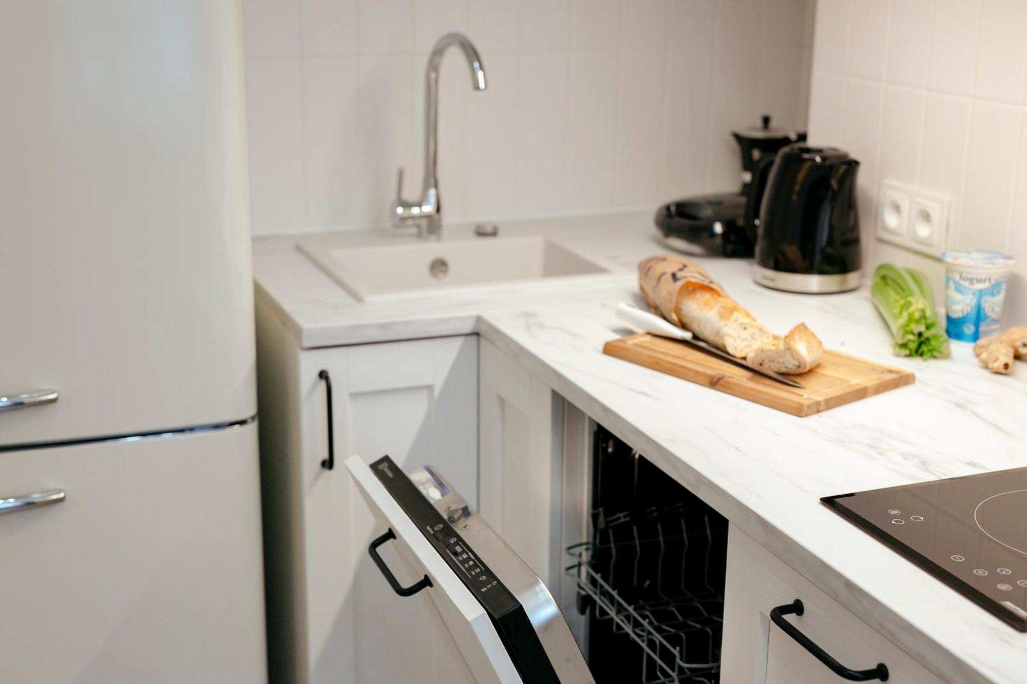Pulawska 11 -Prywatny Apartament 4 Osobowy W Centrum Warszawy - Better Rental Warsaw Luaran gambar