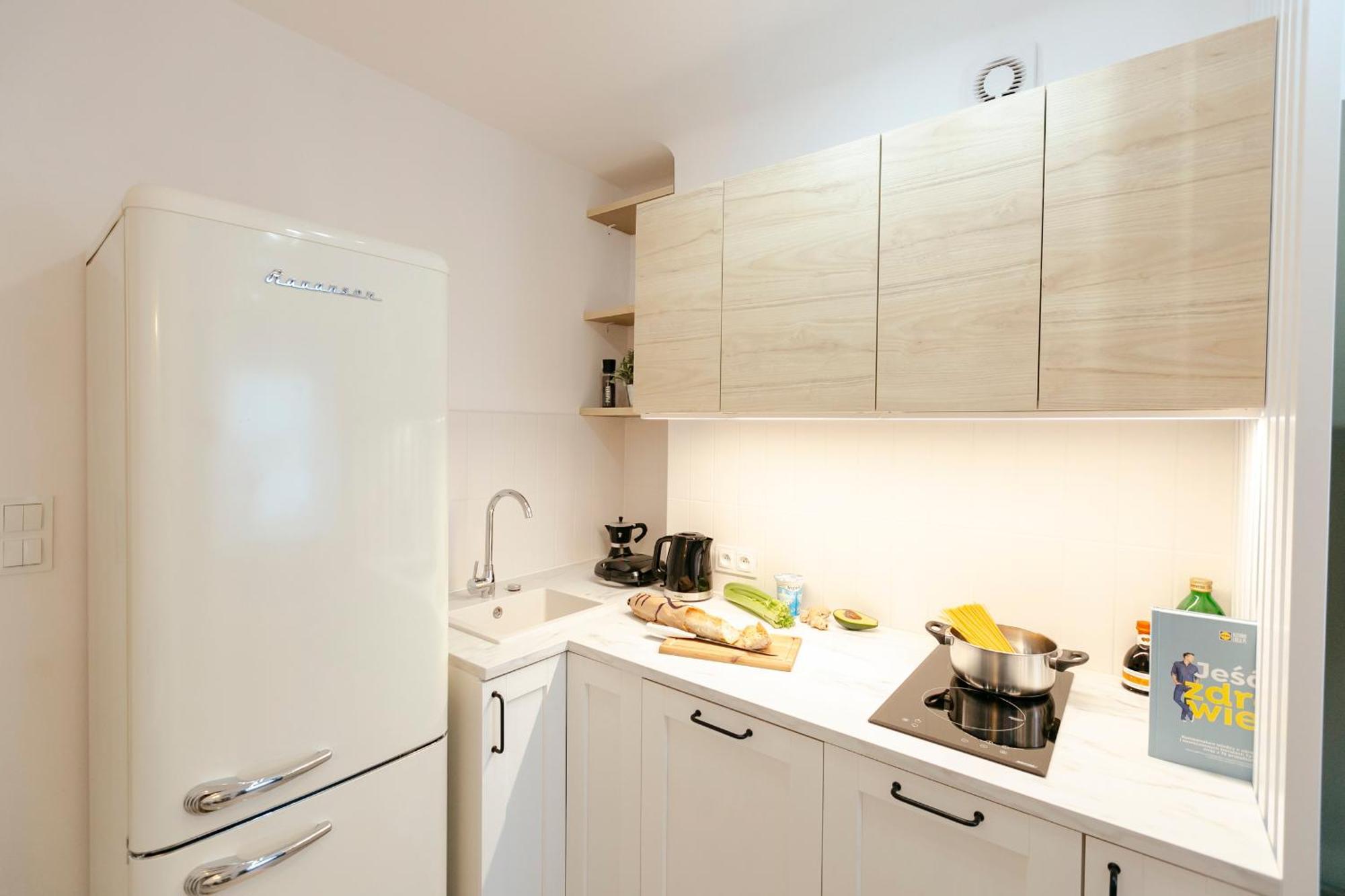 Pulawska 11 -Prywatny Apartament 4 Osobowy W Centrum Warszawy - Better Rental Warsaw Luaran gambar